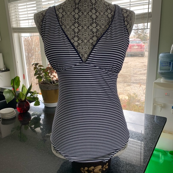 🩱La Vie En Rose Reversible Swim Suit NWT - Picture 4 of 7